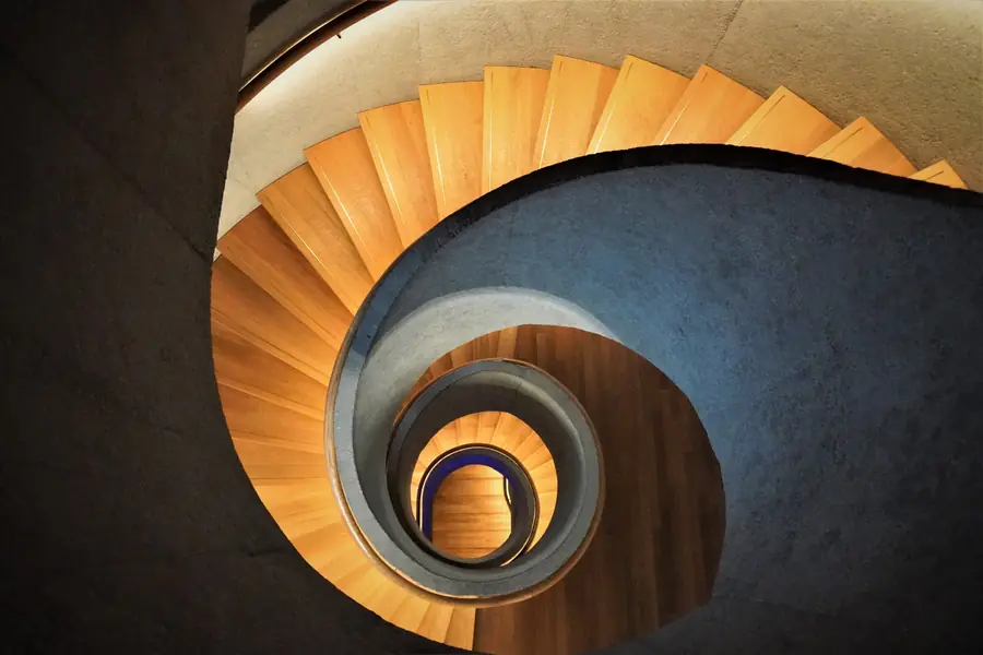 Escalier en colimaçon vu d’en haut
